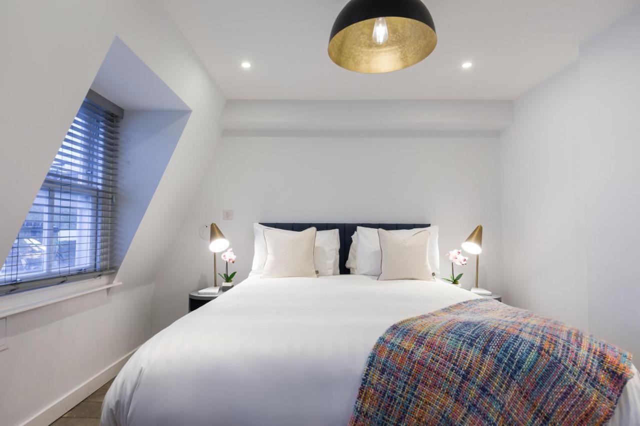Urban Chic - Rathbone Apartment Лондон Екстериор снимка