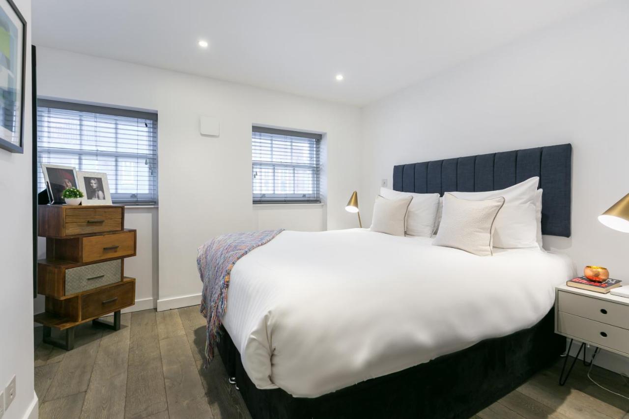 Urban Chic - Rathbone Apartment Лондон Екстериор снимка