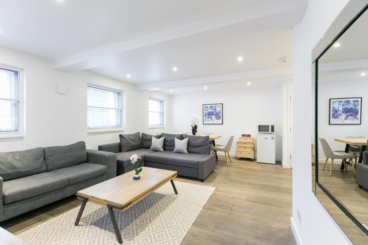 Urban Chic - Rathbone Apartment Лондон Екстериор снимка